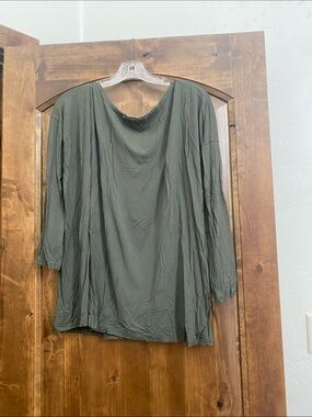 Hunter Green Top